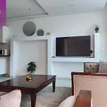 The Arabesque Loft With Jacuzzi